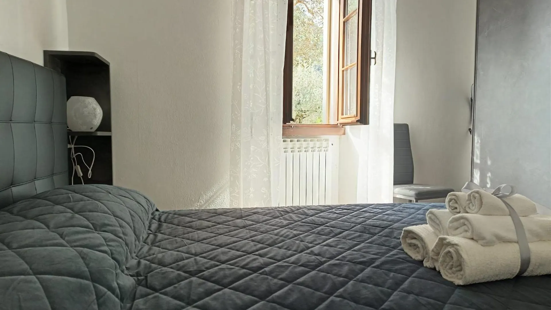 Blue Vista Apartment Toscolano Maderno Italy